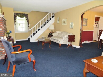 3039 Edmonds Rd, Lafayette Hill, PA 19444 - photo 5