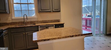 304 Kirby St, Manassas Park, VA 20111 - photo 7