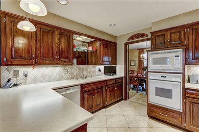 2416 NW 120th St, Oklahoma City, OK 73120 - photo 4