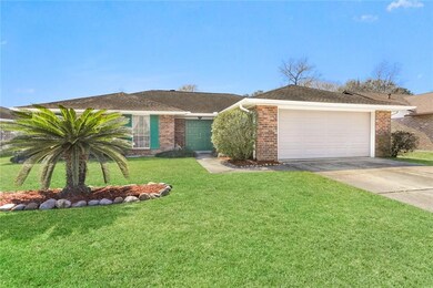 205 Lake Huron Ct, Slidell, LA 70461 - photo 2