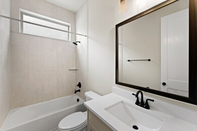 10746 Chinese Violet, Conroe, TX 77385 - photo 4