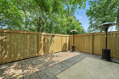 811 Wendevy Ct unit 16D, Ballwin, MO 63011 - photo 7