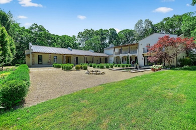 v2 3420 Grange Rd-3
