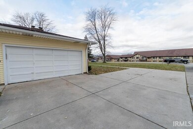 Generous  driveway allowing for easy turn around t