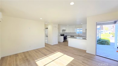 1016 Bennington St unit F, Upland, CA 91786 - photo 3