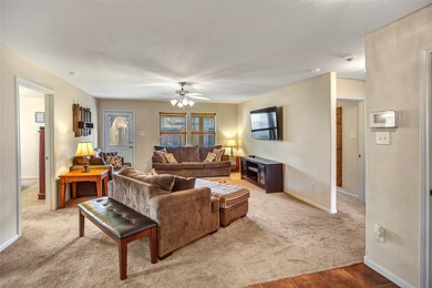 388 De Coster Blvd, Alvin, TX 77511 - photo 3