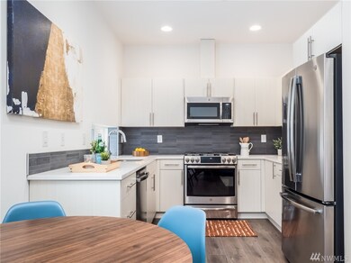 3216 15th Ave W unit C, Seattle, WA 98119 - photo 3