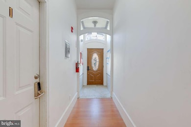 876 N 19th St, Philadelphia, PA 19130 - photo 3