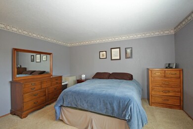 1235 S 235th Place, Des Moines, WA 98198 - photo 6