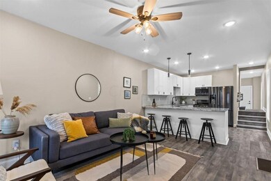 06-Living Area