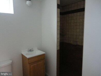 4319 Falls Park Rd, Perry Hall, MD 21128 - photo 7