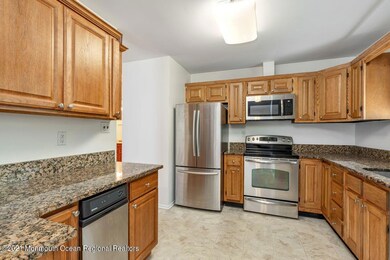 6 Farmingdale Ct, Red Bank, NJ 07701 - photo 7