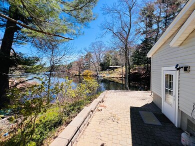 16 Pondview Way, Carver, MA 02330 - photo 4