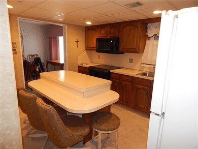 3135 N 4th St, Whitehall, PA 18052 - photo 7