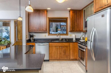 3106 Bettles Bay Loop-large-005-Kitchen-
