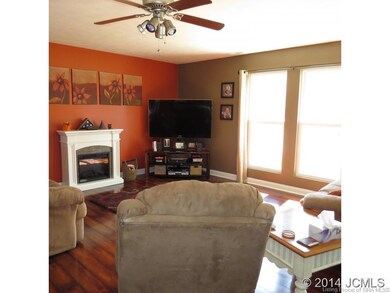 118 Northwoods Ct, Hanover, IN 47243 - photo 2