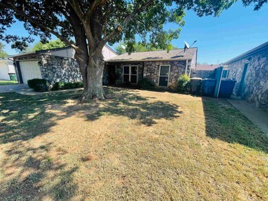 720 Catherine Ln, Duncan, OK 73533 - photo 2