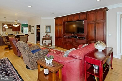 10708 Marlborough Rd, Fairfax, VA 22032 - photo 4