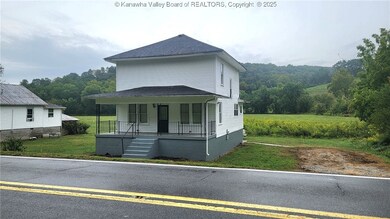 8475 Court Ave, Hamlin, WV 25523 - photo 3