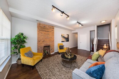 1121 Franklin Ave-06