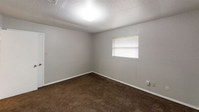 718 Willow St unit 1, Waller, TX 77484 - photo 6