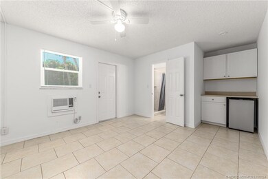 2121 NE Park St unit 6, Jensen Beach, FL 34957 - photo 5