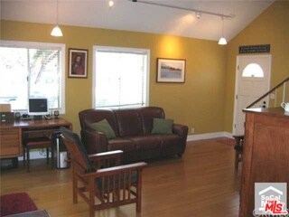 9500 Cedar St unit 1, Bellflower, CA 90706 - photo 2