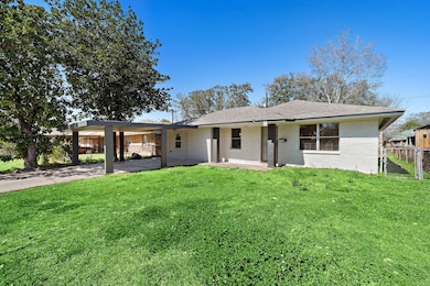 3121 Chimira Ln, Houston, TX 77051 - photo 3