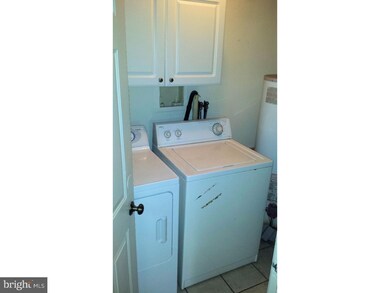 4329 Dexter St unit 1, Philadelphia, PA 19128 - photo 3