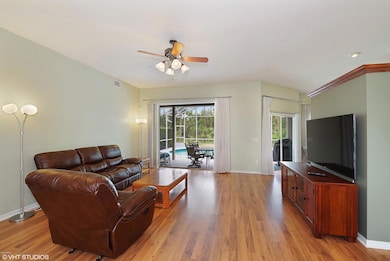05_15HuntMasterCourt_3_FamilyRoom_HiRes