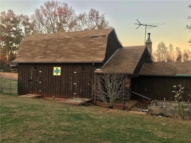 10648 Cherry Grove Rd, Reidsville, NC 27320 - photo 7