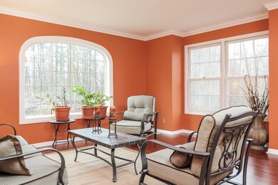 006-Living_Room-2476614-large