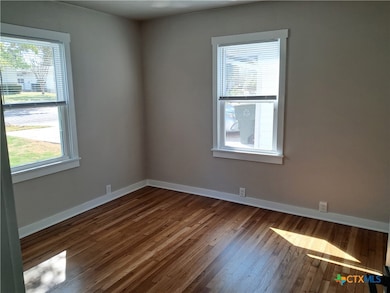 1706 S 41st St, Temple, TX 76504 - photo 5