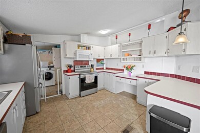 353 Private Road 4437, Rhome, TX 76078 - photo 6