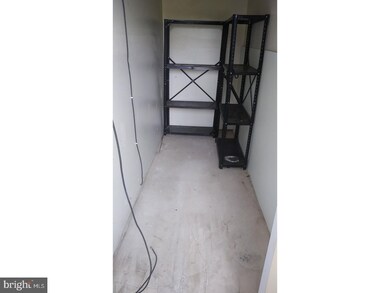 608 Yorkshire Ct unit 608, Sewell, NJ 08080 - photo 5