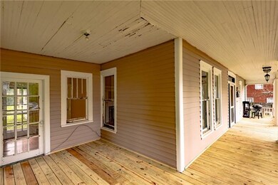 424 S Race St, Statesville, NC 28677 - photo 4