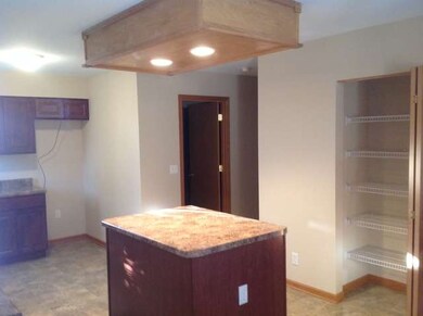 1510 Westbury Cir, North Aurora, IL 60542 - photo 6