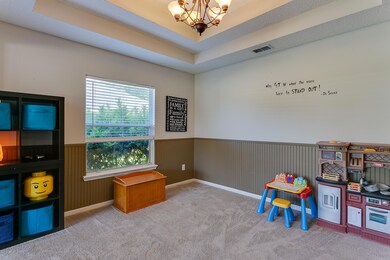 06 Dining Room View 1