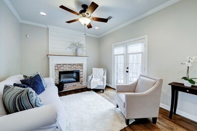 611 E 20th St unit Upper, Houston, TX 77008 - photo 7