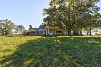 1500 Thatchers Mill Rd, Paris, KY 40361 - photo 4