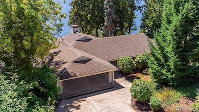 8251 W Mercer Way, Mercer Island, WA 98040 - photo 4