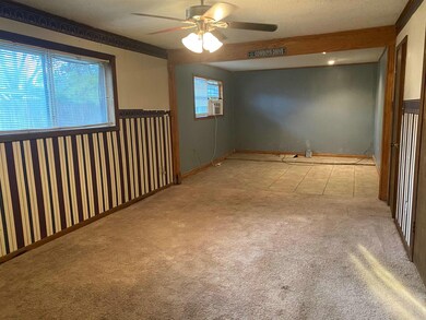 506 Johnson Ave, Wake Village, TX 75501 - photo 3