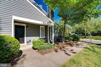 5853 Orchard Hill Ln unit 5853, Clifton, VA 20124 - photo 3