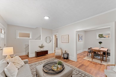 129 S Hague Ave, Columbus, OH 43204 - photo 3