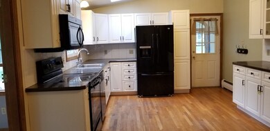 84 Paxton Rd, Spencer, MA 01562 - photo 4