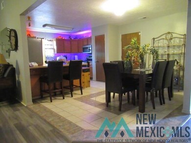 1203 W Caprock St, Hobbs, NM 88240 - photo 6