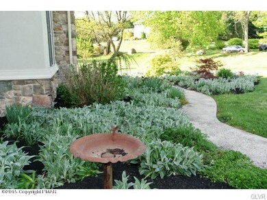 1560 Bushkill Center Rd, Bath, PA 18014 - photo 7