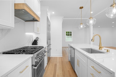 82 Josephine Evaristo Ave, Greenwich, CT 06830 - photo 2