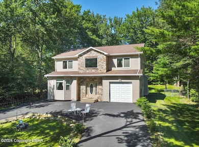 122 Tamarack Trail, Pocono Summit, PA 18346 - photo 4