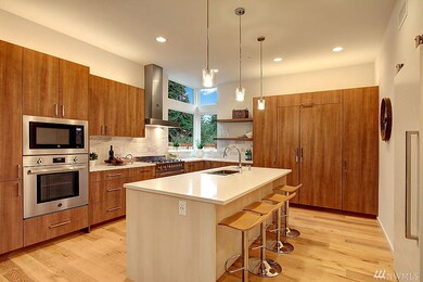 8437 SE 36th St, Mercer Island, WA 98040 - photo 6